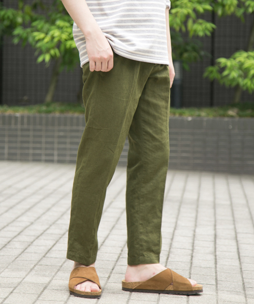 URBAN RESEARCH(アーバンリサーチ)の「UR C/L ANKLE EASY TROUSER(その他パンツ・メンズ・カーキ/ブラック/ネイビー/グレー・LARGE/MEDIUM)」の3枚目の写真
