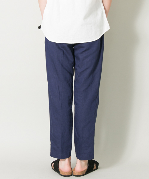 URBAN RESEARCH(アーバンリサーチ)の「UR C/L ANKLE EASY TROUSER(その他パンツ・メンズ・カーキ/ブラック/ネイビー/グレー・LARGE/MEDIUM)」の22枚目の写真