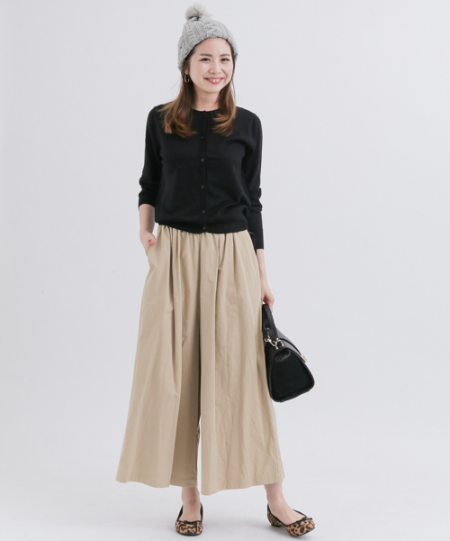 URBAN RESEARCH Sonny Label（アーバンリサーチサニーレーベル）の「ウォッシャブルウールクルーネックカーディガン（カーディガン/ボレロ・レディース・ブラック/ブラウン/グレー/オフホワイト・FREE）」の7枚目の写真