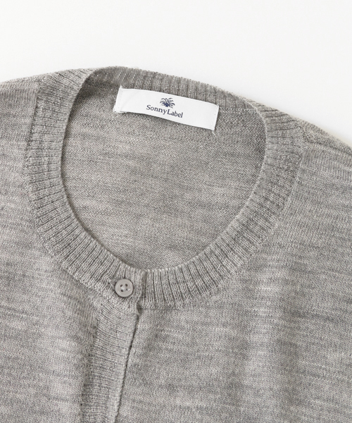 URBAN RESEARCH Sonny Label（アーバンリサーチサニーレーベル）の「ウォッシャブルウールクルーネックカーディガン（カーディガン/ボレロ・レディース・ブラック/ブラウン/グレー/オフホワイト・FREE）」の14枚目の写真