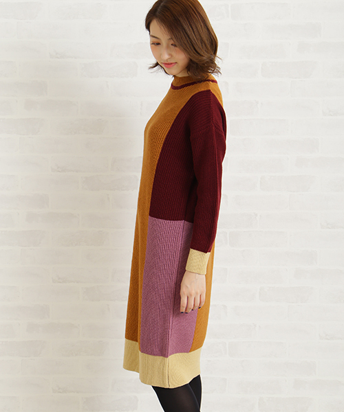 N.(N. Natural Beauty Basic)(エヌエヌナチュラルビューティーベーシック)の「カラーブロックニットワンピース(ワンピース・レディース・レッド/ブルー・MEDIUM)」の8枚目の写真