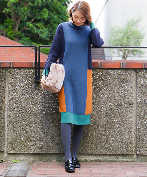 N.(N. Natural Beauty Basic)(エヌエヌナチュラルビューティーベーシック)の「カラーブロックニットワンピース(ワンピース・レディース・レッド/ブルー・MEDIUM)」の20枚目の写真