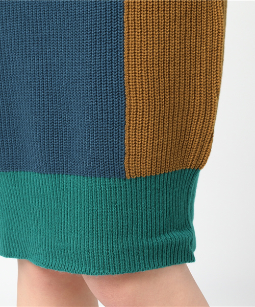 N.(N. Natural Beauty Basic)(エヌエヌナチュラルビューティーベーシック)の「カラーブロックニットワンピース(ワンピース・レディース・レッド/ブルー・MEDIUM)」の7枚目の写真