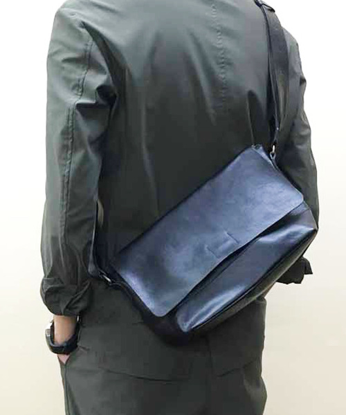 BICASH（ビカーシ）の「【BICASH/ビカーシ】レザーショルダーバッグ/#B827（ショルダーバッグ・メンズ・ブラック/ダークブラウン/ブラウン・FREE）」の14枚目の写真