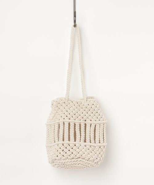 RIVE DROITE(リヴドロワ)の「マクラメバッグ(ショルダーバッグ・レディース・アイボリー/ブラック/ラベンダー・FREE)」の2枚目の写真