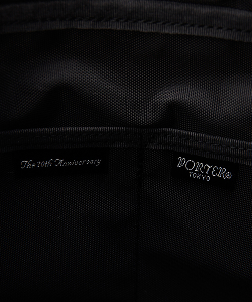 PORTER（ポーター）の「PORTER TANGO BLACK SHOULDER BAG <B印 YOSHIDA SELECT>（ショルダーバッグ・メンズ・ブラック・ONE SIZE）」の11枚目の写真