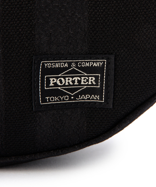 PORTER（ポーター）の「PORTER TANGO BLACK SHOULDER BAG <B印 YOSHIDA SELECT>（ショルダーバッグ・メンズ・ブラック・ONE SIZE）」の12枚目の写真