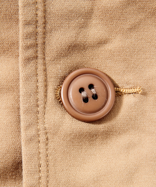 BEAMS PLUS（ビームスプラス）の「□dip / コットンストレッチ 3ボタンジャケット（テーラードジャケット・メンズ・ベージュ/ネイビー・SMALL/MEDIUM/LARGE）」の10枚目の写真