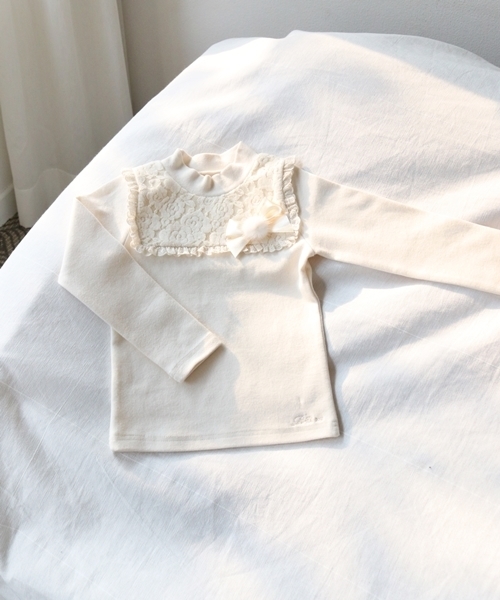 Rora（ローラ）の「ミオ 長袖カットソー (リボンブローチセット)（Tシャツ/カットソー・キッズ・オフホワイト・90cm/110cm/100cm/120cm/130cm/140cm）」の15枚目の写真