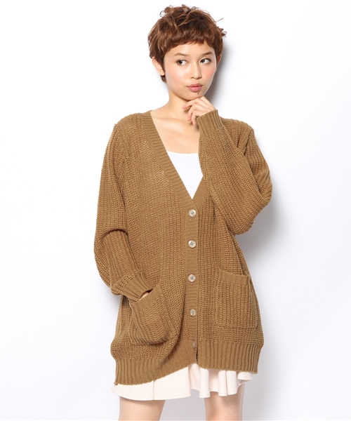 POU DOU DOU（プードゥドゥ）の「ワッペン付き畦編みカーディガン（カーディガン/ボレロ・レディース・キャメル/アイボリー/ネイビー・03）」の3枚目の写真