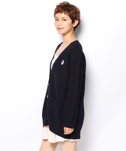 POU DOU DOU（プードゥドゥ）の「ワッペン付き畦編みカーディガン（カーディガン/ボレロ・レディース・キャメル/アイボリー/ネイビー・03）」の5枚目の写真