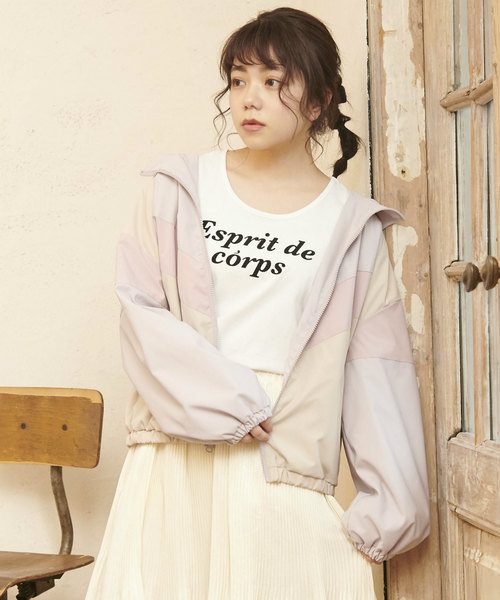 OLIVE des OLIVE（オリーブデオリーブ）の「フロッキープリントちびT（Tシャツ/カットソー・レディース・ブラック/ベージュ/ラベンダー/オフホワイト・FREE）」の6枚目の写真