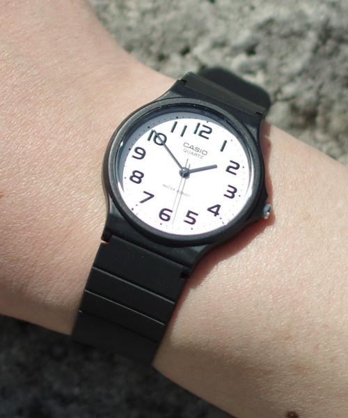 CASIO(カシオ)の「CASIO カシオ MQ-24 受験用 試験用 スタンダード クォーツ腕時計(アナログ腕時計・レディース・ホワイト×ブラック/ブラック×ゴールド/ブラック系その他3/ブラック系その他/ブラック系その他2/ブラック×ブラック/ホワイト系その他/ホワイト系その他2/ゴールド・FREE)」の21枚目の写真