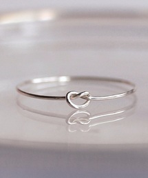 tone（トーン）の「【kare】銀製 ひとつ結び指輪（リング）」