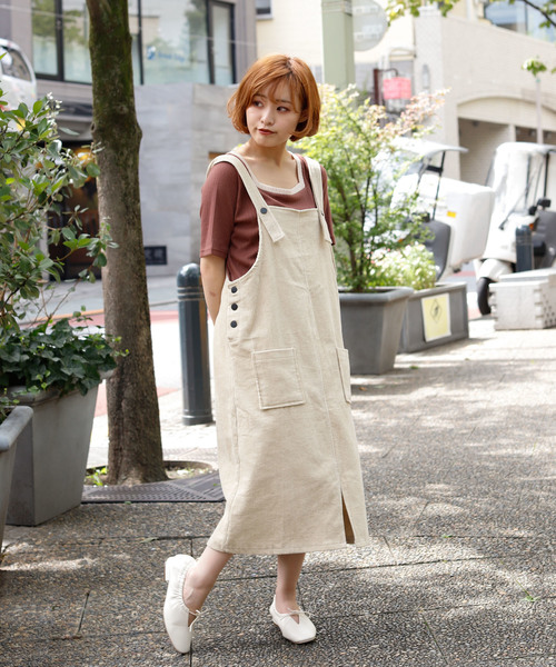 VANNIE U（ヴァニーユー）の「VANNIE U コーデュロイジャンパースカート（ワンピース・レディース・ベージュ/ブラウン・FREE）」の5枚目の写真
