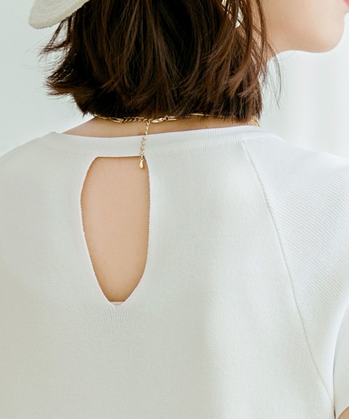 SAISON DE PAPILLON（セゾンドパピヨン）の「ラグランスリーブバックオープンプルオーバー（Tシャツ/カットソー・レディース・ブラック/ベージュ/ホワイト/ピンク/ライトブルー/カーキ/ブラウン/ネイビー・M/L）」の9枚目の写真