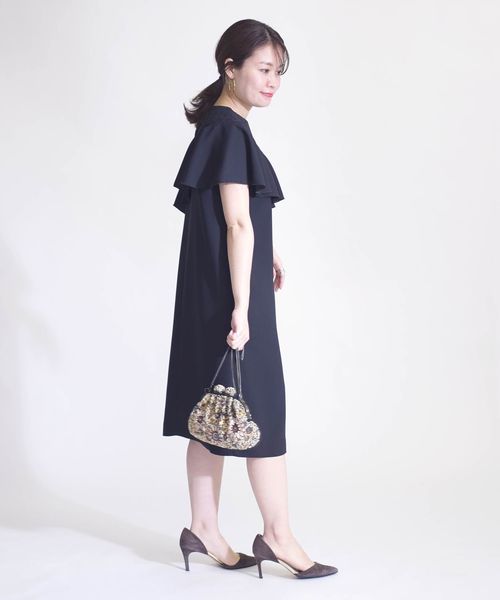 ships little black(シップスリトルブラック)の「little black:アシンメトリーレースワンピース(ワンピース・レディース・ブルー/ブラック・ONE SIZE)」の18枚目の写真