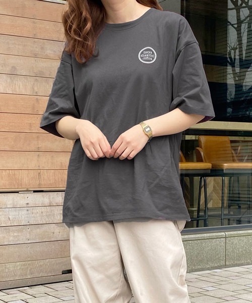 PairPair（ペアペア）の「プリントTシャツ×トートバッグ×スカーフ3セット(男女兼用)（Tシャツ/カットソー・レディース・ブラック/オフホワイト/グレイッシュベージュ・FREE）」の19枚目の写真