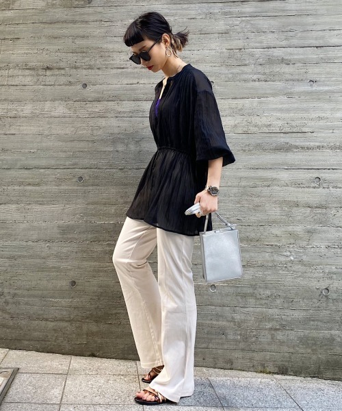 PAGEBOY（ページボーイ）の「バックスリットカットフレアパンツ（その他パンツ・レディース・ブラック/グレイッシュベージュ/パープル・FREE）」の6枚目の写真