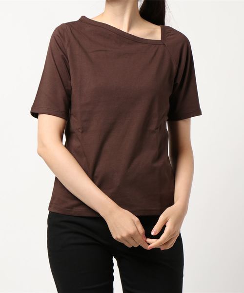 AMERICAN HOLIC（アメリカンホリック）の「アシメショルダー5分袖カットプルオーバー　＊（Tシャツ/カットソー・レディース・ブラウン/アイボリー/ブラック系その他4/モカ/ブラック・L/M）」の12枚目の写真