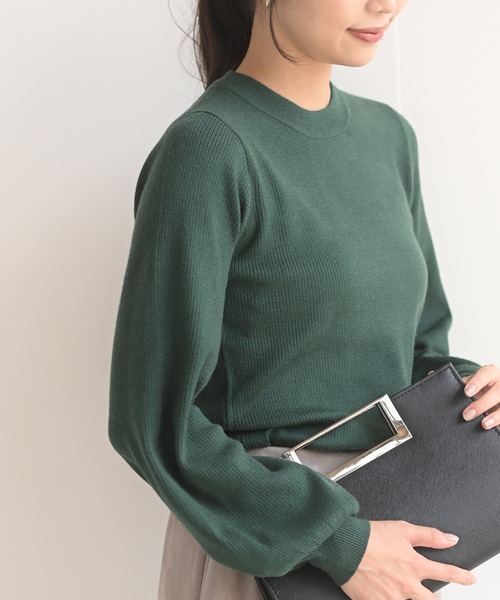 rps（アールピーエス）の「ボリューム袖クルーネックリブニットプルオーバー（ニット/セーター・レディース・チャコールグレー/ブラック/ダークグリーン/オフホワイト/ピンク/ラベンダー/ブラウン系その他/グレイッシュベージュ/ベージュ/ボルドー/オレンジ/ホワイト・M）」の8枚目の写真