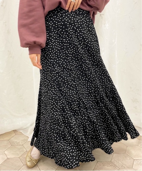 apres jour（アプレジュール）の「アソートマーメイドサーキュラースカート【ZOZOTOWN限定アイテム】（スカート・レディース・ブラック/ダークブラウン/ベージュ/その他・SMALL/MEDIUM/X-LARGE）」の17枚目の写真