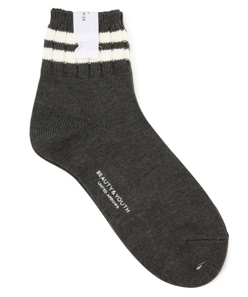 BEAUTY&YOUTH UNITED ARROWS（ビューティーアンドユースユナイテッドアローズ）の「BY スポーツ 2ライン クォーター ソックス ◆（ソックス/靴下・メンズ・ホワイト/ブラック/グレー/ネイビー・フリー）」の4枚目の写真