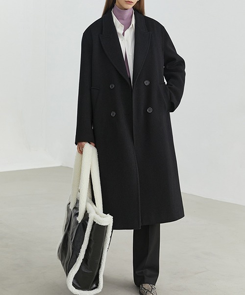 Fano Studios（ファノ ストゥディオズ）の「【Fano Studios】Oversized double breasted batting chester coat FD20W182（チェスターコート・レディース・ブラック/ホワイト・M/S/L）」の4枚目の写真