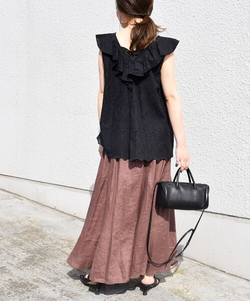 SHIPS（シップス）の「【WEB限定】リネンヘムフレアスカート◇（スカート・レディース・ブラック/ベージュ/ブラウン/ライトグリーン・SMALL/MEDIUM/LARGE）」の18枚目の写真