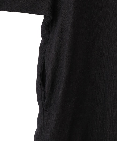 ADAM ET ROPE'（アダムエロペ）の「＜洗える＞【WEB限定】リネンカフタンワンピース（ワンピース・レディース・ブラック/キナリ・FREE）」の14枚目の写真