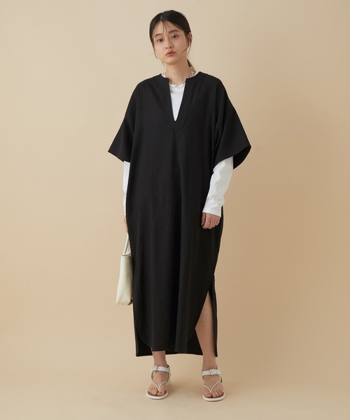 ADAM ET ROPE'（アダムエロペ）の「＜洗える＞【WEB限定】リネンカフタンワンピース（ワンピース・レディース・ブラック/キナリ・FREE）」の18枚目の写真