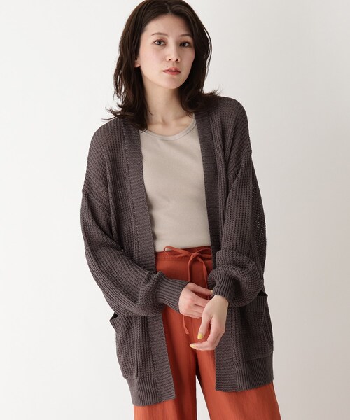 SHOO・LA・RUE（シューラルー）の「◆リネンタッチざっくり編みカーディガン（カーディガン/ボレロ・レディース・チャコールグレー/ピンク/ライトグリーン/ライトオレンジ系/ブルー/サンドベージュ/アイボリー/ナチュラル・00）」の3枚目の写真