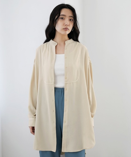 EMMA(EMMA CLOTHES)(エマ)の「【EMMA】サテンパイピングデザインサイドスリットブザムシャツ/スタンドカラーシャツ(シャツ/ブラウス・レディース・ホワイト/ネイビー/ラベンダー/ライトベージュ・FREE)」の6枚目の写真