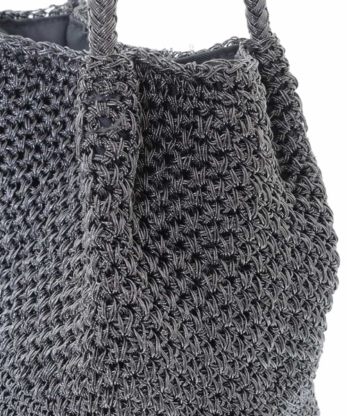 MK MICHEL KLEIN（エムケーミッシェルクラン）の「メタルメッシュ巾着型バッグ（トートバッグ・レディース・ゴールド/チャコールグレー/シルバー・00）」の9枚目の写真