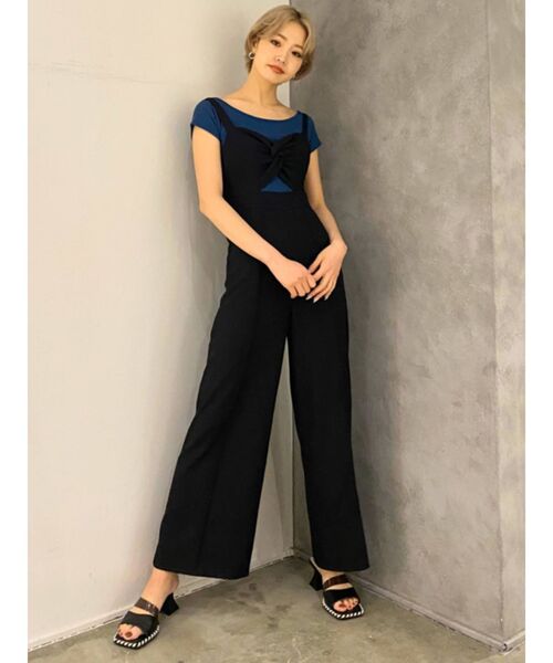 EMODA（エモダ）の「アシンメトリーツイストオールインワン（つなぎ/オールインワン・レディース・ブラック/グレー/アイボリー・FREE）」の8枚目の写真