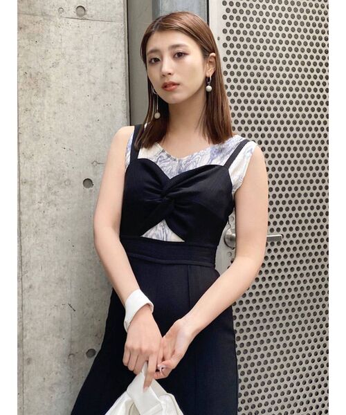 EMODA（エモダ）の「アシンメトリーツイストオールインワン（つなぎ/オールインワン・レディース・ブラック/グレー/アイボリー・FREE）」の15枚目の写真