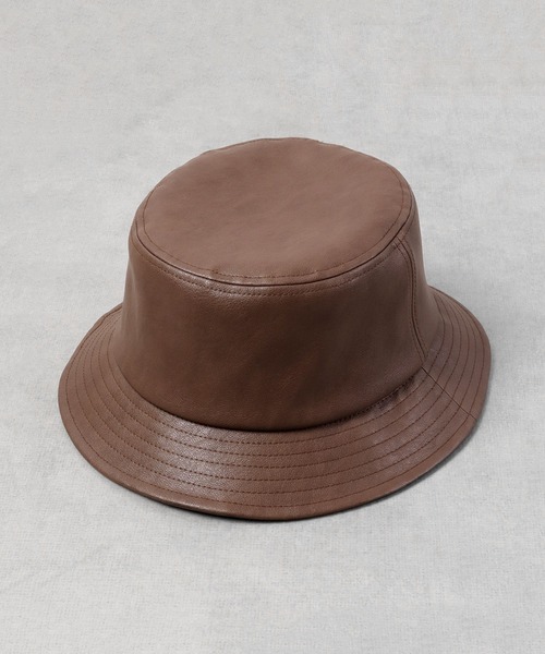 Sense of Grace(センスオブグレース)の「SYNTHETIC LEATHER BUCKET HAT(ハット・メンズ・ブラック/ダークブラウン/ブラウン/アイボリー/ダークブラウン系/ブラック系/アイボリー系/ベージュ・FREE/XL)」の6枚目の写真