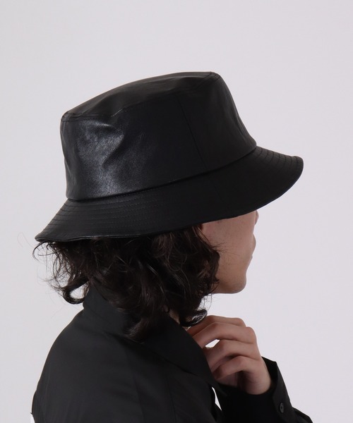 Sense of Grace(センスオブグレース)の「SYNTHETIC LEATHER BUCKET HAT(ハット・メンズ・ブラック/ダークブラウン/ブラウン/アイボリー/ダークブラウン系/ブラック系/アイボリー系/ベージュ・FREE/XL)」の19枚目の写真