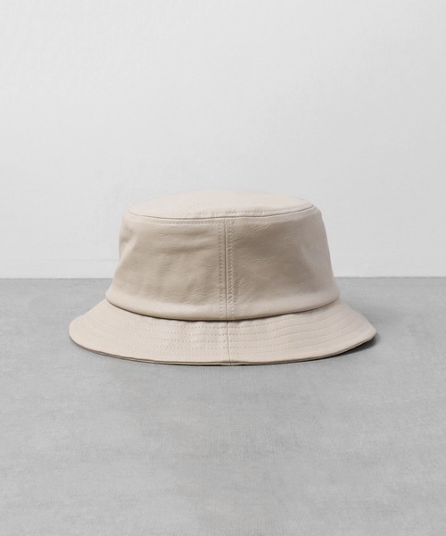 Sense of Grace(センスオブグレース)の「SYNTHETIC LEATHER BUCKET HAT(ハット・メンズ・ブラック/ダークブラウン/ブラウン/アイボリー/ダークブラウン系/ブラック系/アイボリー系/ベージュ・FREE/XL)」の11枚目の写真