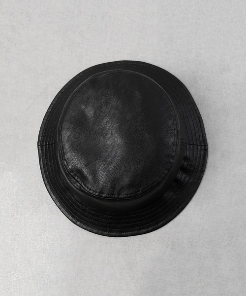 Sense of Grace(センスオブグレース)の「SYNTHETIC LEATHER BUCKET HAT(ハット・メンズ・ブラック/ダークブラウン/ブラウン/アイボリー/ダークブラウン系/ブラック系/アイボリー系/ベージュ・FREE/XL)」の14枚目の写真