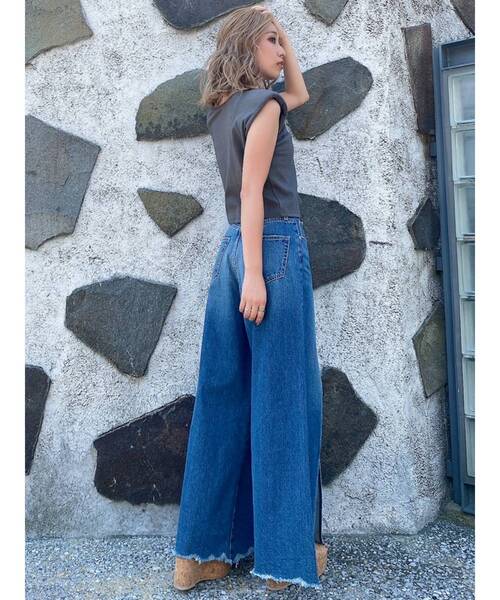 GYDA（ジェイダ）の「SHOULDER PADS タンク（Tシャツ/カットソー・レディース・チャコールグレー/パープル/オフホワイト・FREE）」の5枚目の写真