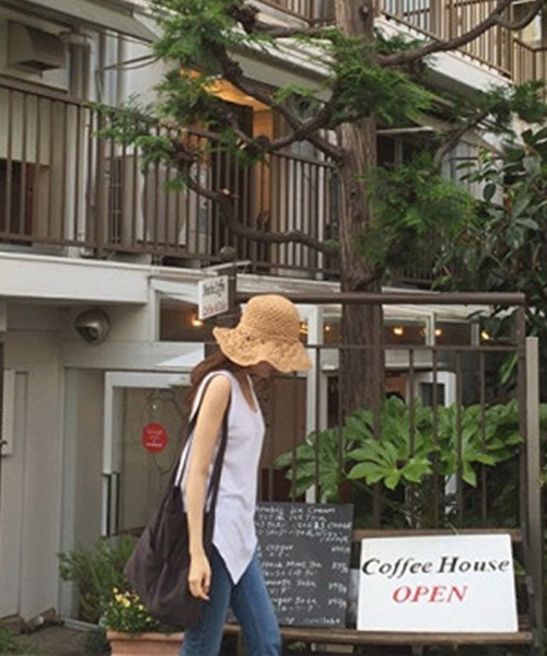 LIPSERVICE(リップサービス)の「ペーパーリボンハット【ZOZOTOWN限定】(ハット・レディース・ホワイト/ベージュ・FREE)」の5枚目の写真