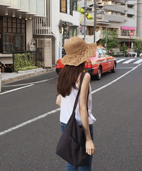 LIPSERVICE(リップサービス)の「ペーパーリボンハット【ZOZOTOWN限定】(ハット・レディース・ホワイト/ベージュ・FREE)」の3枚目の写真