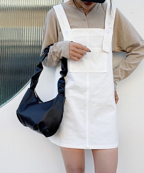 yuue' ( wear )（ユーイ）の「ギャザーショルダーバッグ（ショルダーバッグ・レディース・ブラック/ホワイト/イエロー/グリーン・FREE）」の3枚目の写真