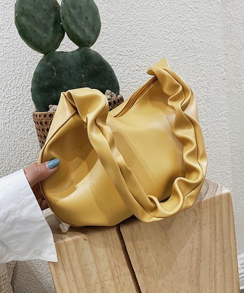 yuue' ( wear )（ユーイ）の「ギャザーショルダーバッグ（ショルダーバッグ・レディース・ブラック/ホワイト/イエロー/グリーン・FREE）」の20枚目の写真