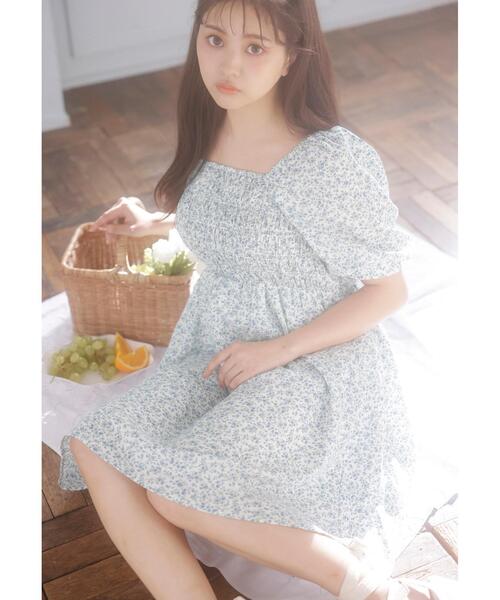 INGNI（イング）の「花柄シャーリングミニ／ワンピース（ワンピース・レディース・ブラック/オフホワイト/ミント・M）」の2枚目の写真