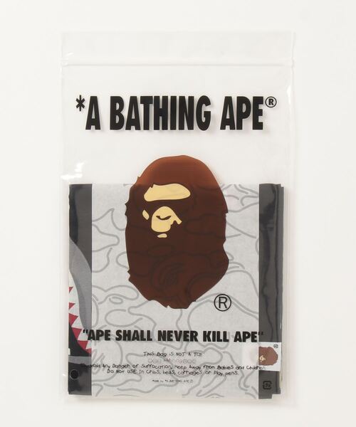 A BATHING APE（アベイシングエイプ）の「STA CAMO SHARK BANDANA M（ストール/ショール・メンズ・イエロー/マルチ・FREE）」の3枚目の写真