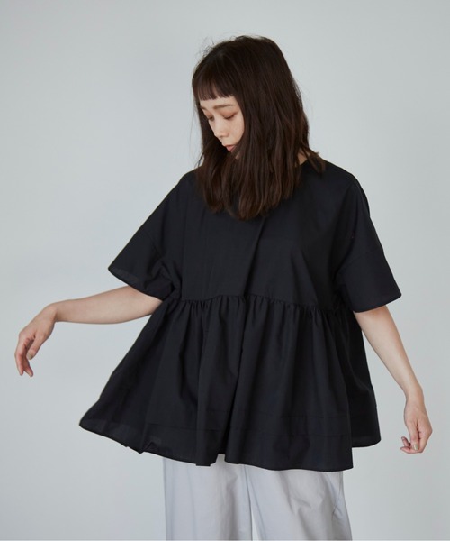 Libra Cue（リブラ キュー）の「リラックスシルエットボリュームブラウス（シャツ/ブラウス・レディース・ブルー/ブラック/ホワイト・FREE）」の2枚目の写真