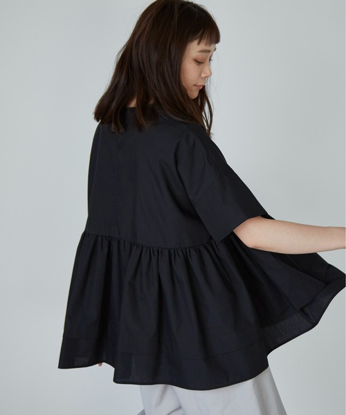 Libra Cue（リブラ キュー）の「リラックスシルエットボリュームブラウス（シャツ/ブラウス・レディース・ブルー/ブラック/ホワイト・FREE）」の16枚目の写真