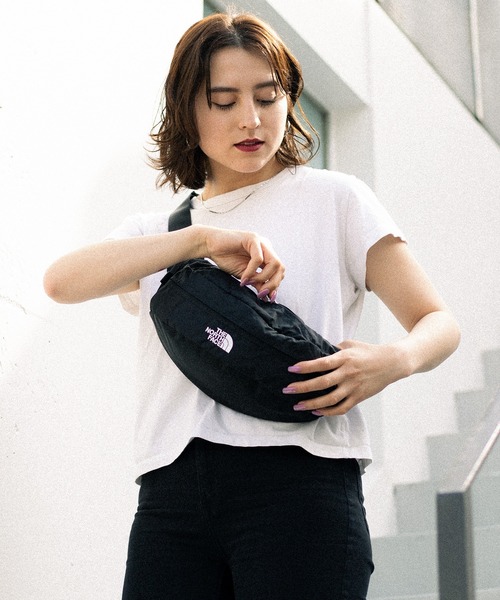 THE NORTH FACE（ザノースフェイス）の「THE NORTH FACE Sweep NM71904（ショルダーバッグ・レディース・ブラック・FREE）」の8枚目の写真